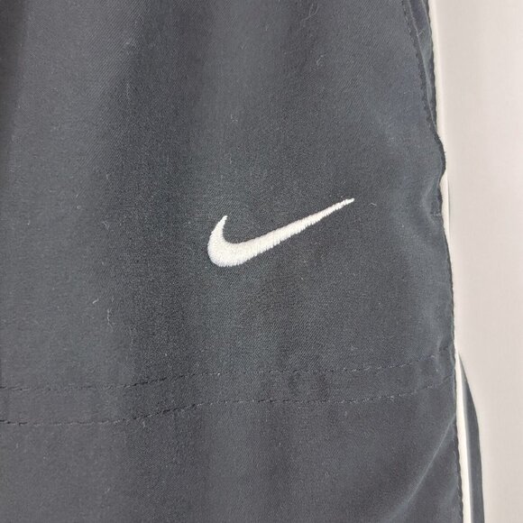 Nike Womens Capri Cropped Running Pants Size Medium Black White Gym Jogging - Picture 4 of 13